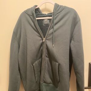 Large green GAP hoodie in very good condition